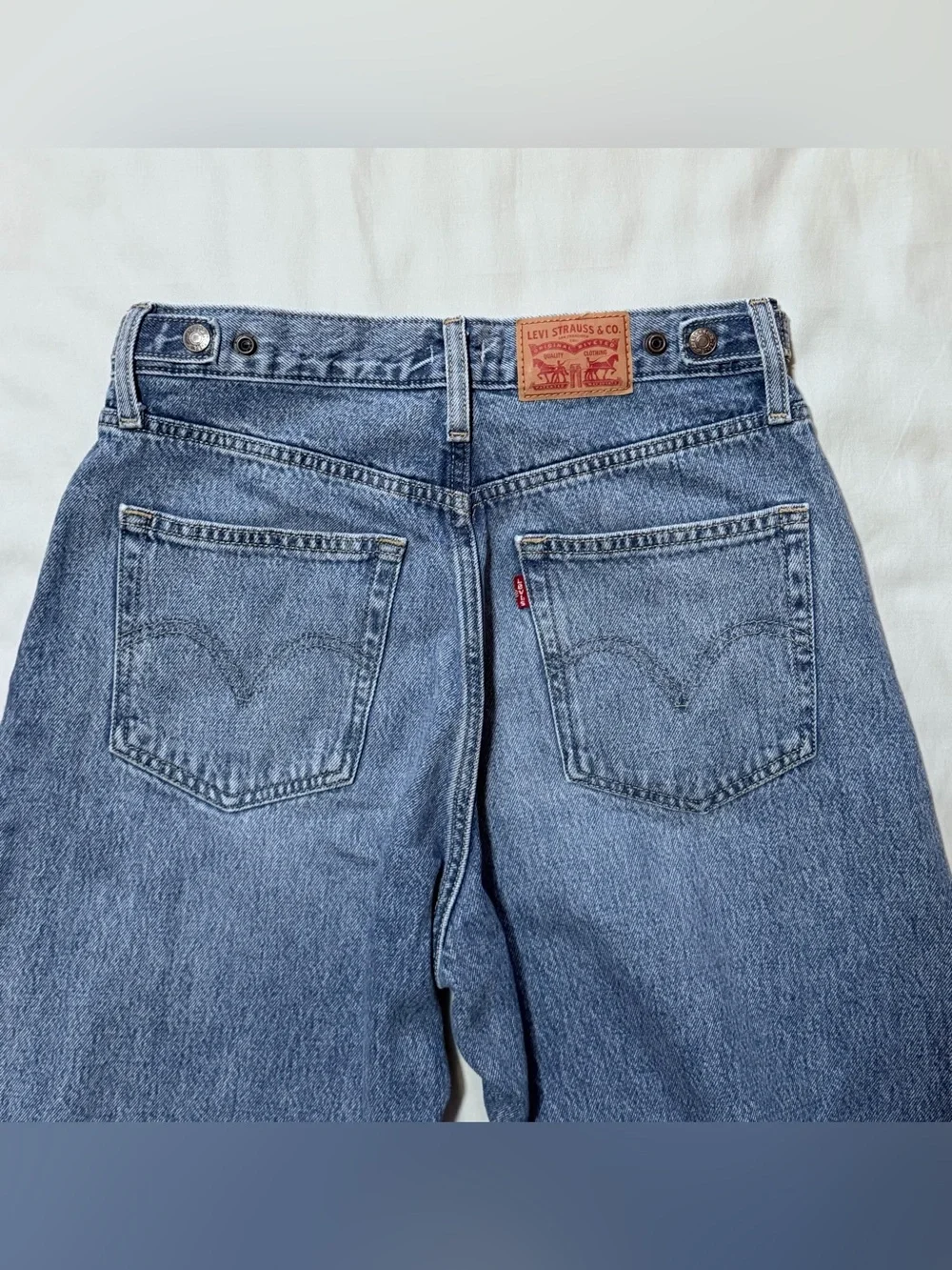 Levi's Cinch Barrel‎ Medium Wash Women's Denim Jeans Size 29 100% Cotton